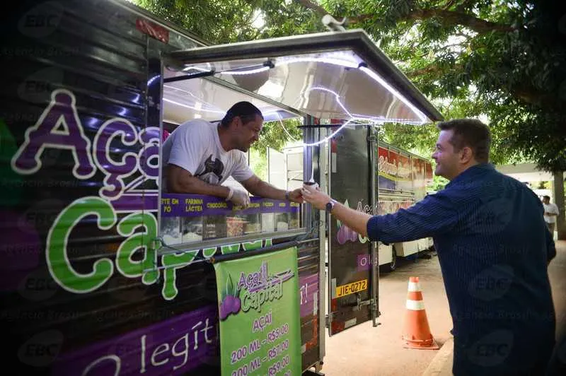 Imagem ilustrativa da imagem Câmara discute regras nacionais para food trucks.