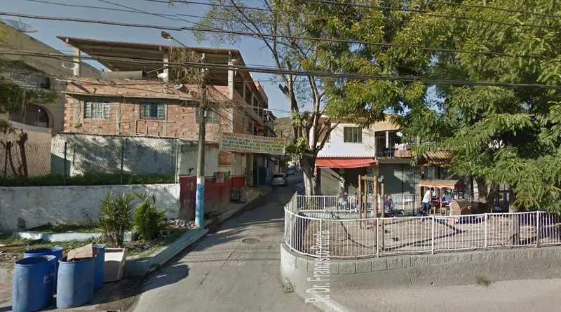 Imagem ilustrativa da imagem Tiroteios em comunidades de SG assustam moradores