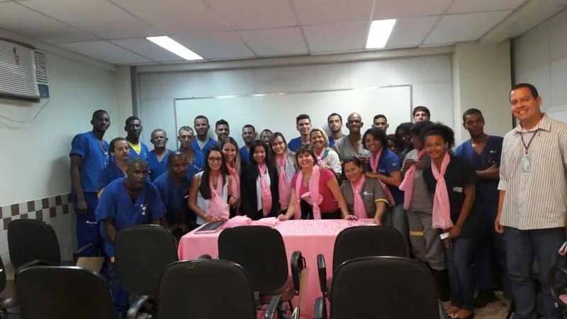 Imagem ilustrativa da imagem Semtran comemora o "Outubro Rosa"