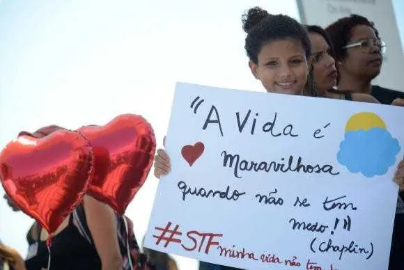 Imagem ilustrativa da imagem Rio: pacientes com doenças graves exigem direito a remédios não incluídos no SUS