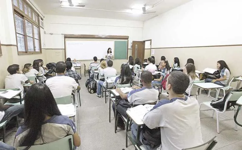 Imagem ilustrativa da imagem Alunos da rede estadual são finalistas do Jovens Embaixadores