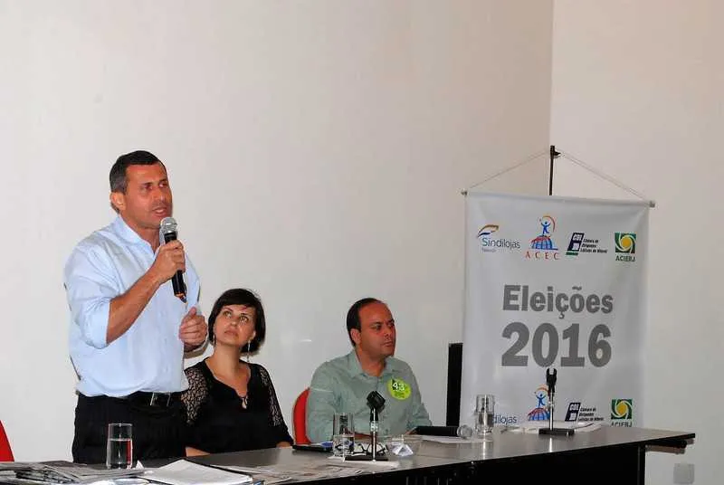 >> Debate no Sindilojas teve duas horas de duração ontem

