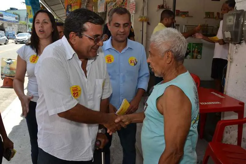 Imagem ilustrativa da imagem Nanci visita bairros e Dejorge faz encontro