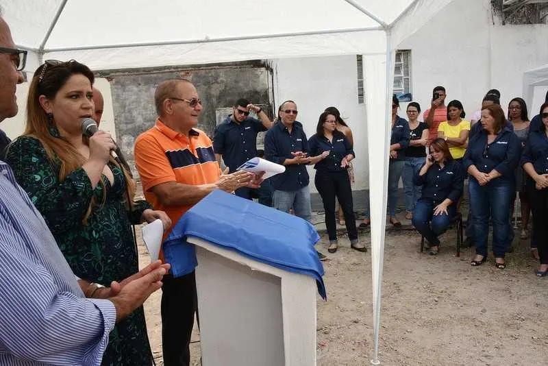A obra começou a ser realizada no dia 26 de setembro pela empresa Jag Comércio e Serviços