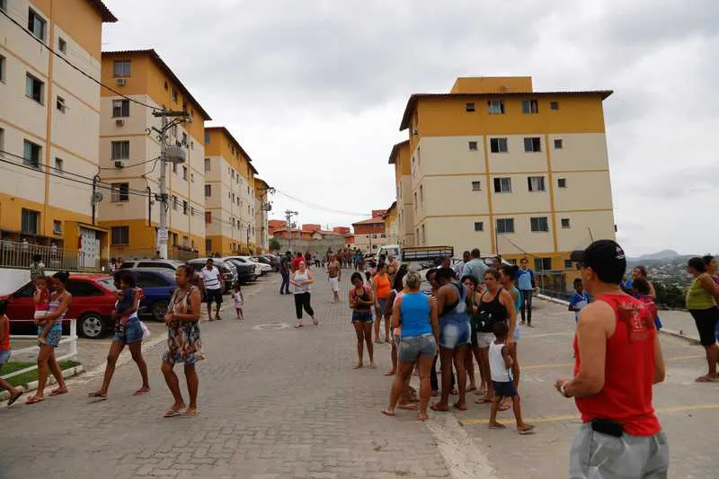 Imagem ilustrativa da imagem Após acidente que matou operário, moradores correm o risco de ficar desalojados