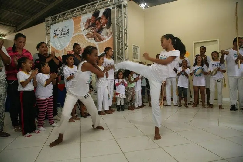 Centenas de moradores foram ao encontro do Cras Mutirão