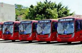 Os usuários contrários a saída dos 'Vermelhinhos' estão programando uma nova manifestação