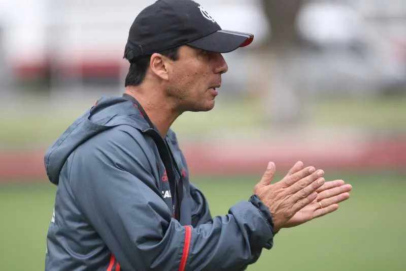 Zé Ricardo afirmou que a sua equipe não irá ‘jogar a toalha’ e lutará até o fim da competição