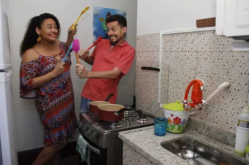 A história de Neylla e Luiz Fernando foi contada por OSG em abril. Essa semana, a reportagem foi convidada para conhecer a casa deles