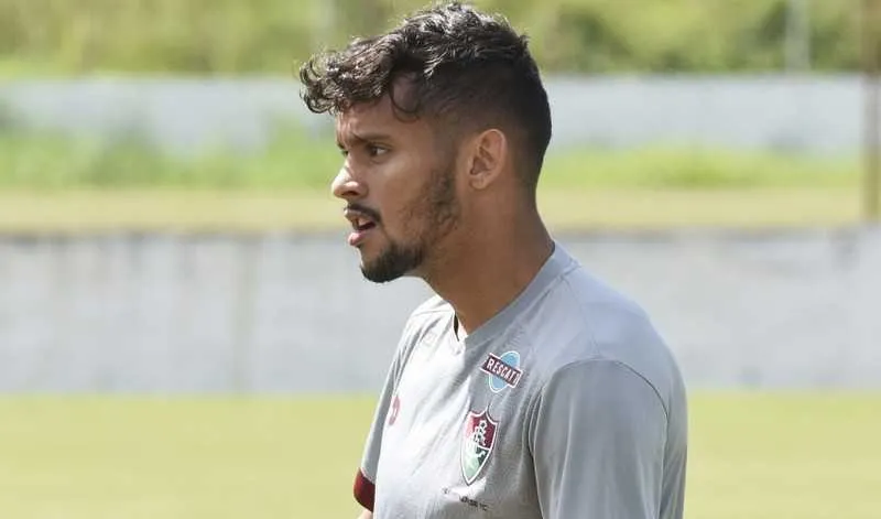 O meia tricolor, Scarpa, quer a equipe mais unida em torno do objetivo até o fim da competição