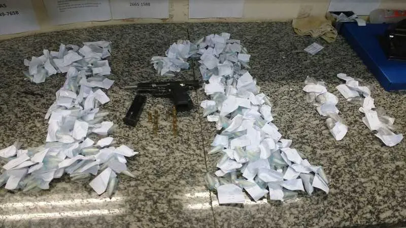 PM que apreendeu drogas e arma com criminoso que morreu em troca de tiros em Saquarema  