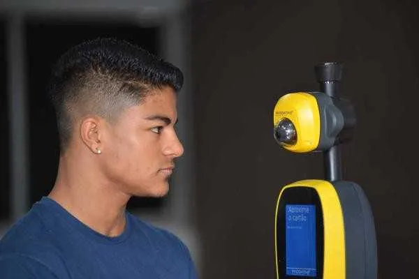 Usuários serão identificados por biometria facial em todos os modelos de transporte do Estado