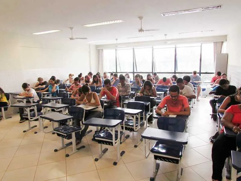Cinco por cento das vagas são reservadas a pessoas com deficiência