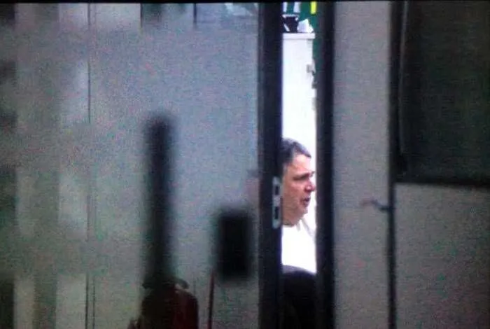 Garotinho foi encaminhado para a Superintendência da Polícia Federal, na Praça Mauá