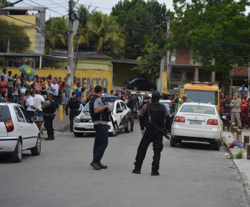 Agentes da DH periciaram o local e assumiram as investigações