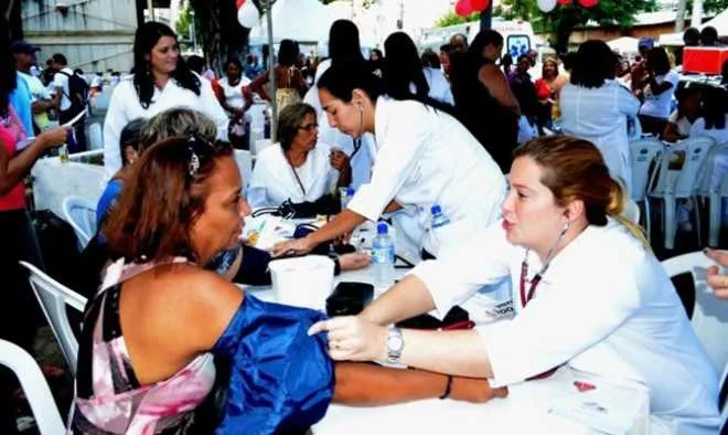 As equipes vão atender 22 turmas entre a manhã e a tarde