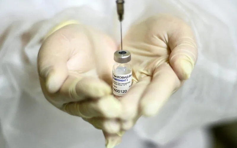 As vacinas Sputnik V e Covaxin ainda não possuem registro no Brasil