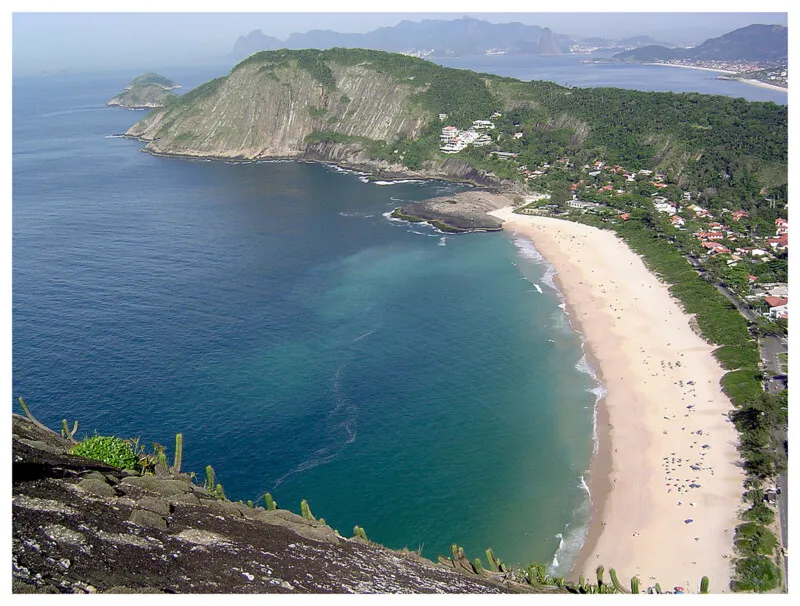 Praia de Itacoatiara 