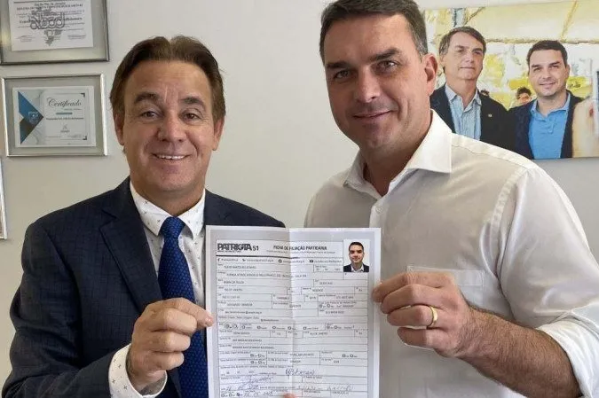 Senador anunciou filiação nesta segunda-feira (31)