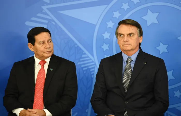Bolsonaro já estaria pensando em ter outro vice no lugar de Mourão para a chapa de 2022