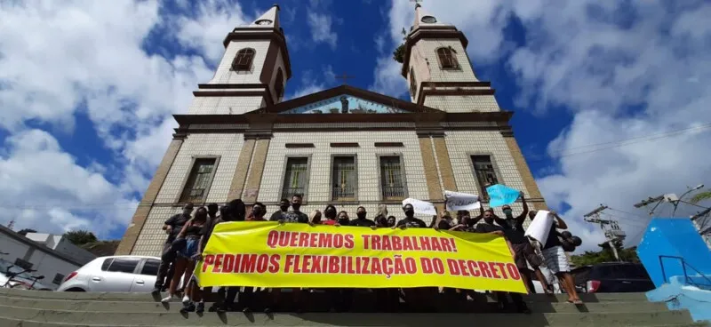 O ponto de encontro dos manifestantes foi a Igreja Matriz de São Gonçalo