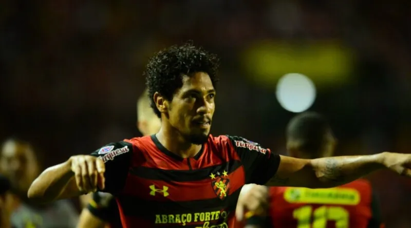 Hernane anotou sete gols em 38 jogos na última temporada pelo Sport