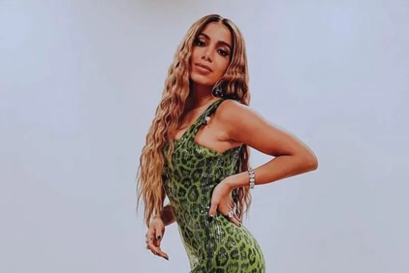 Fãs levantaram hashtag em homenagem à Anitta após a conquista