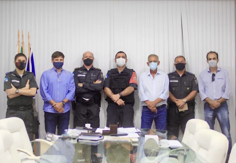 Capitão Pacheco, o secretário de Ordem Pública Major David Ricardo, o coronel Marco Aurélio Vollmer,  o tenente-coronel Marcelo Carmo, o prefeito Capitão Nelson, o Major Feital e o secretário de Desenvolvimento Econômico, Márcio Picanço