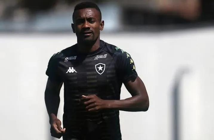 Em 27 jogos, o marfinense marcou apenas um gol pelo clube