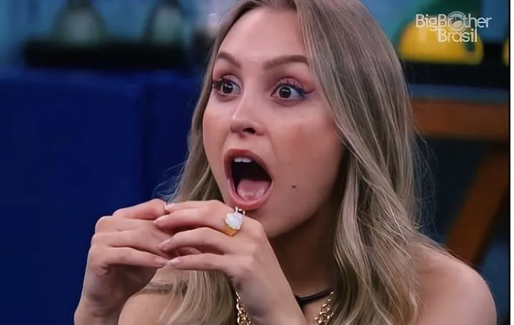 Carla Diaz ficou surpresa com a atitude dos brothers