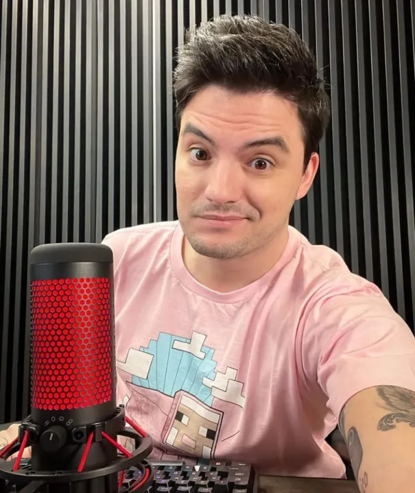 Youtuber foi intimado na última segunda-feira (15)