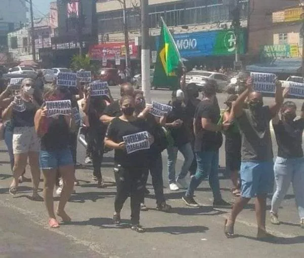 Ato está sendo realizado no Centro da cidade