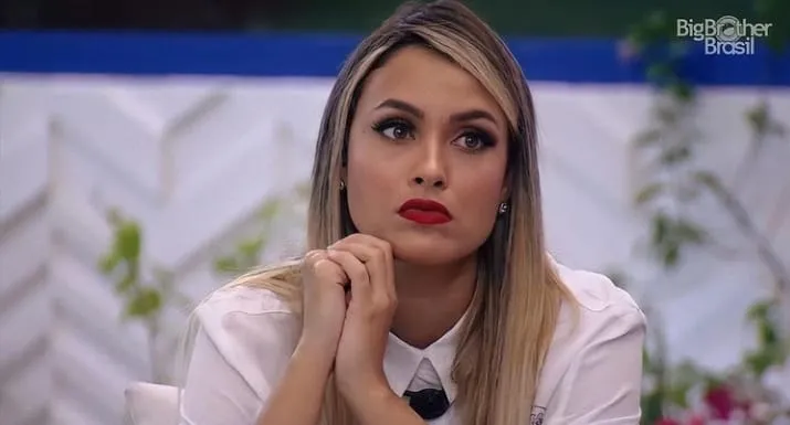 Sarah foi eliminada com 76,76% dos votos