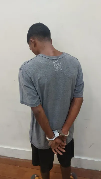 Um homem foi preso na ação
