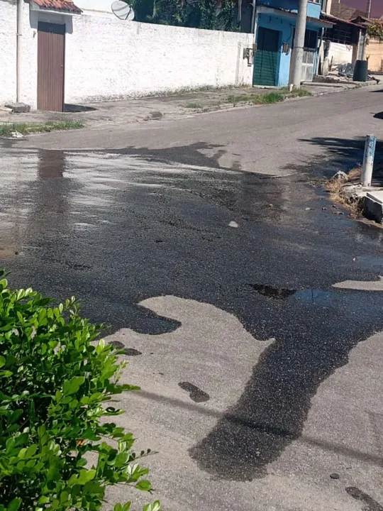 Vazamento no Colubandê tem causado falta de água nas casas