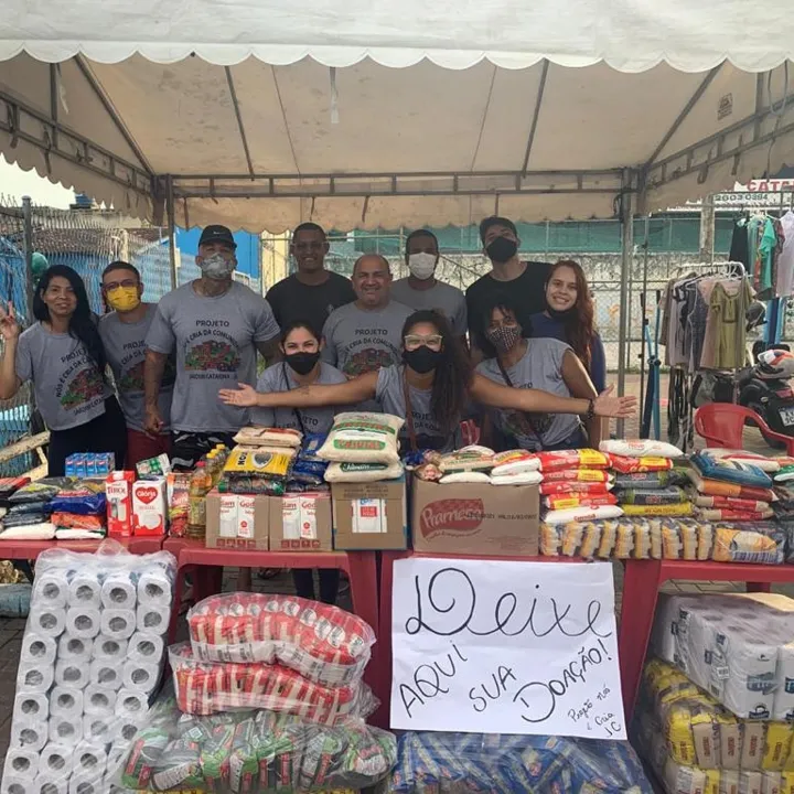 Grupo realiza ações sociais no Jardim Catarina, em São Gonçalo