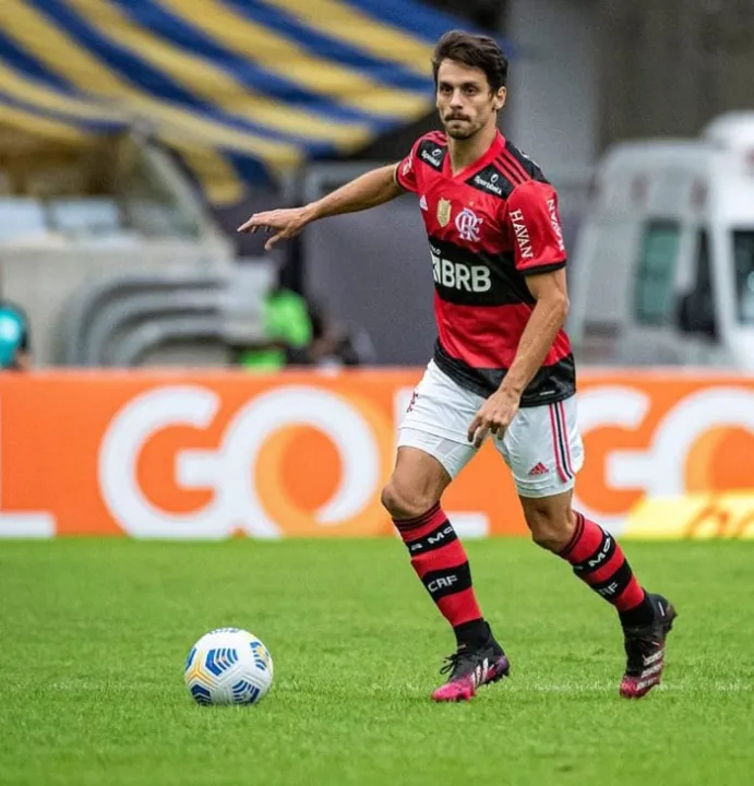Rodrigo Caio volta ao time na partida de hoje, contra o Cuiabá