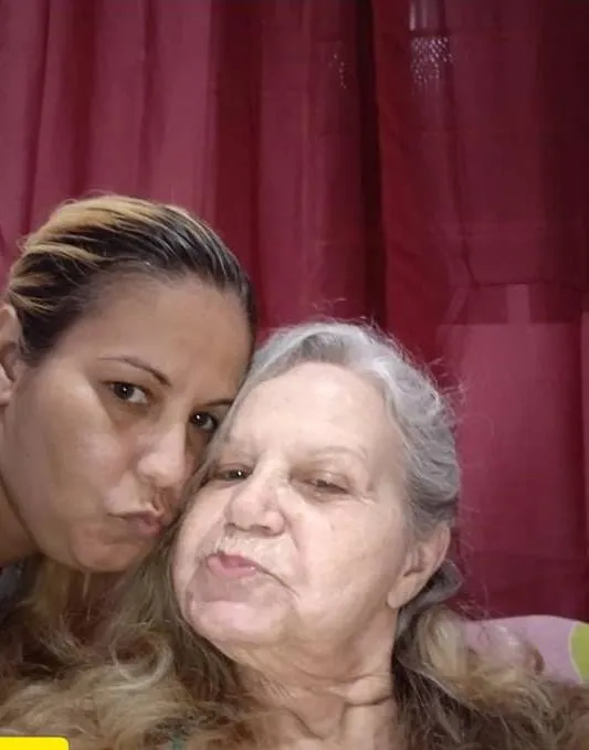 Veja como ajudar Perla e sua mãe, Dona Cassia