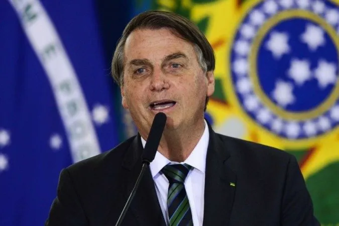 Afirmações do presidente foram feitas em live no Facebook