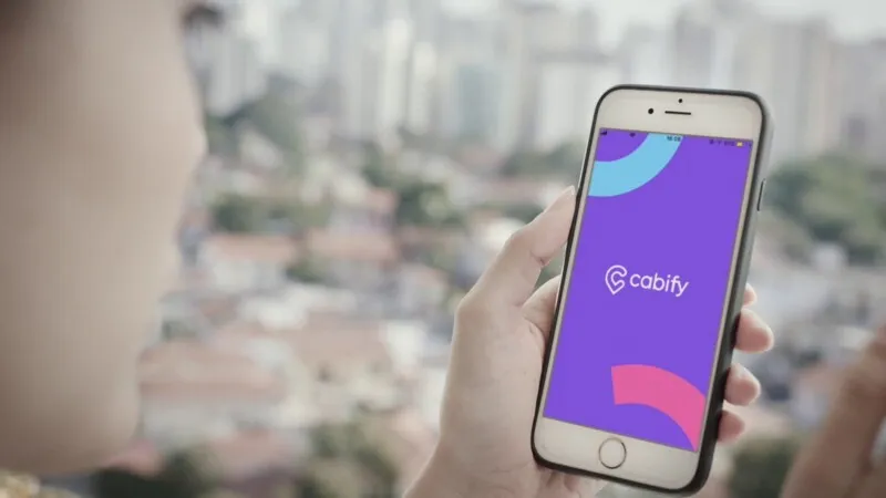 Cabify é uma das principais concorrentes da Uber e 99