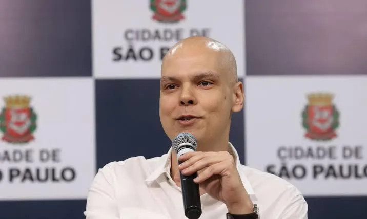 O prefeito estava internado desde o dia 2 de maio, no Hospital Sírio-Libanês, na capital paulista.