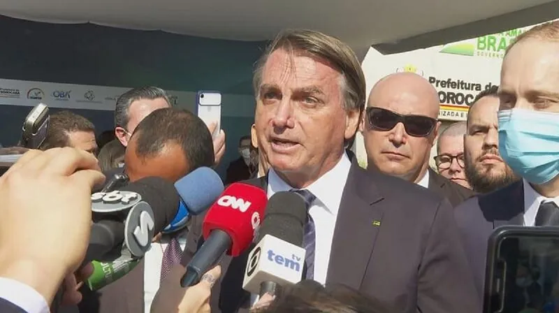 Bolsonaro gritou com repórter mulher pela segunda vez nesta semana
