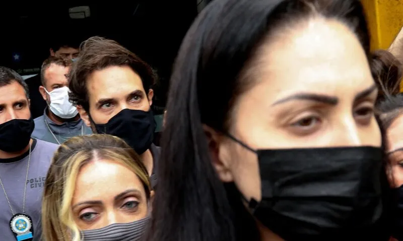 Eles foram encarcerados nesta quinta-feira (8)