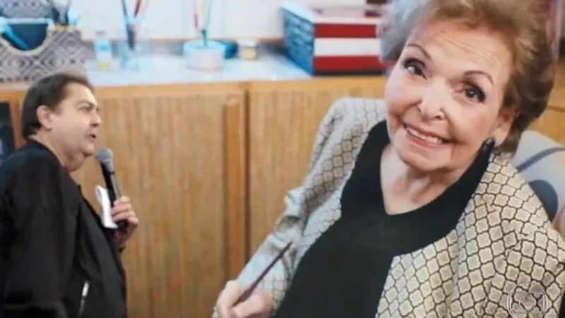 Faustão fez uma homenagem para sua mãe, em novembro do ano passado, no Domingão