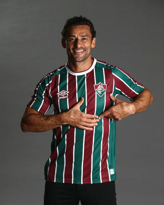 Uniforme foi lançado na última semana