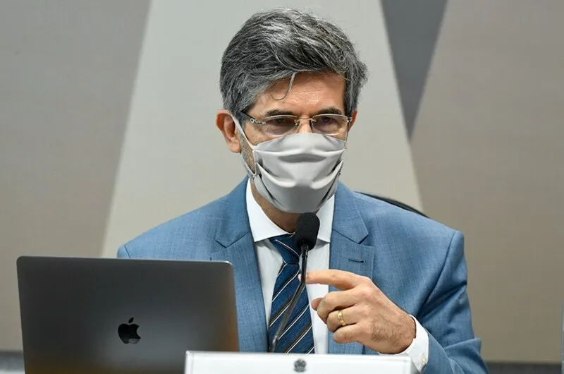 Ex-ministro afirmou que nunca indicou cloroquina ao presidente
