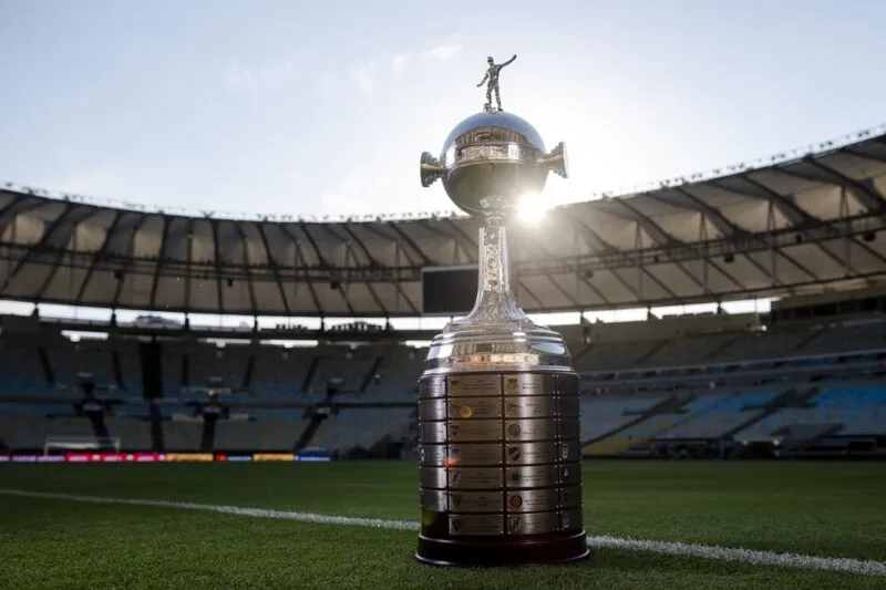 Tricolor vai encarar o River Plate no Grupo D. Rubro-Negro terá LDU e Vélez como adversários