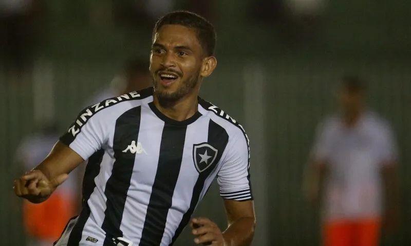 Marco Antônio marcou o gol da vitória do Botafogo contra o Nova Iguaçu