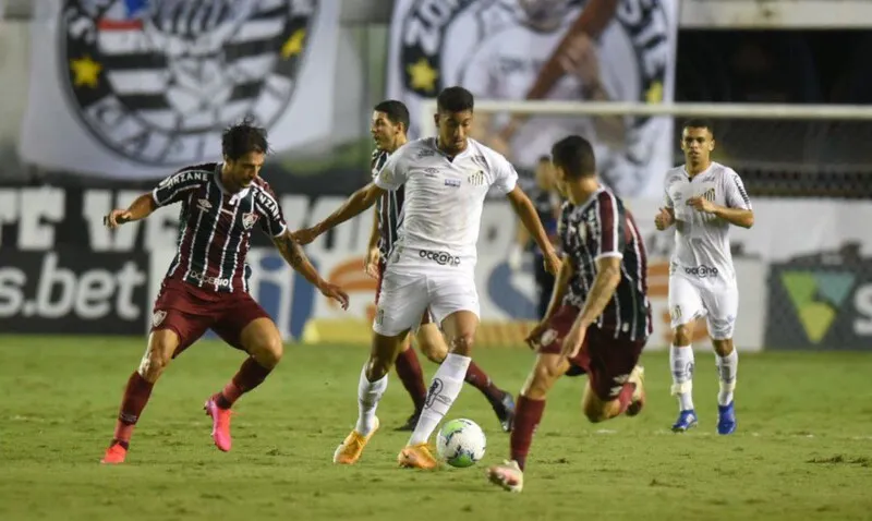 Santos e Fluminense ficaram no empate