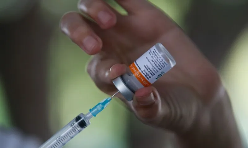 De acordo com a Anvisa, não houve alteração na relação de risco e benefício dos produtos